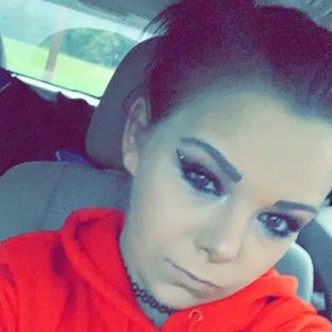 Meet your Posher, Melanie